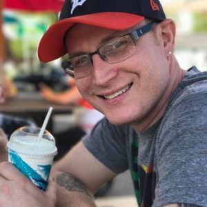 Meet your Posher, Scott